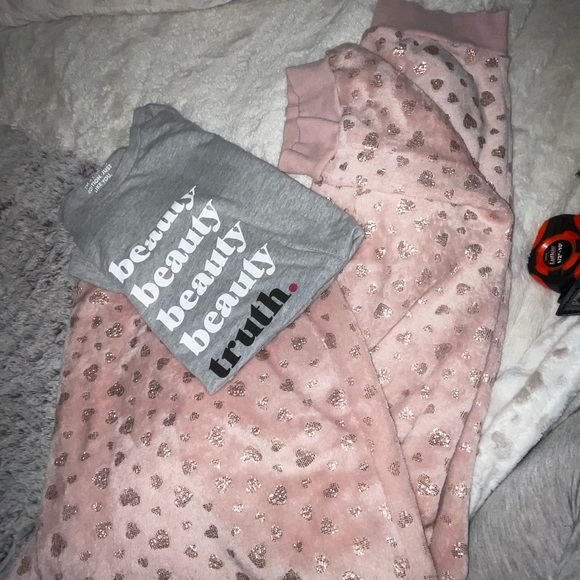 pink gold heart plush PJs sweats*Bobbi Brown cosmetics beauty truth gray Tee 2pc - Picture 8 of 10